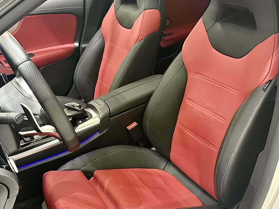 Mercedes-Benz CLA AMG