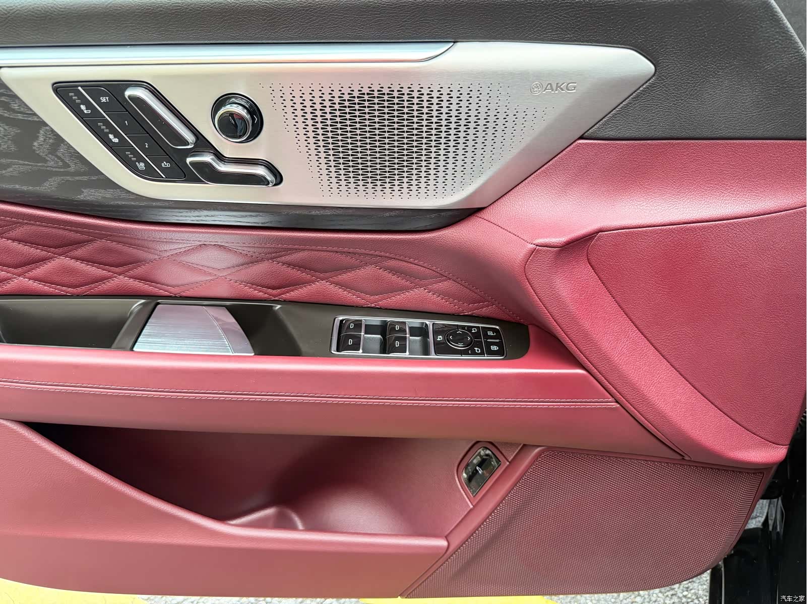 Cadillac CT6, 2026 17