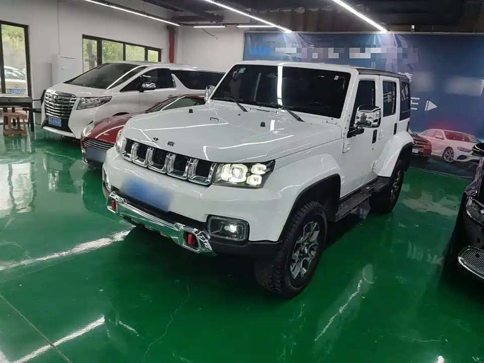 Beijing BJ40