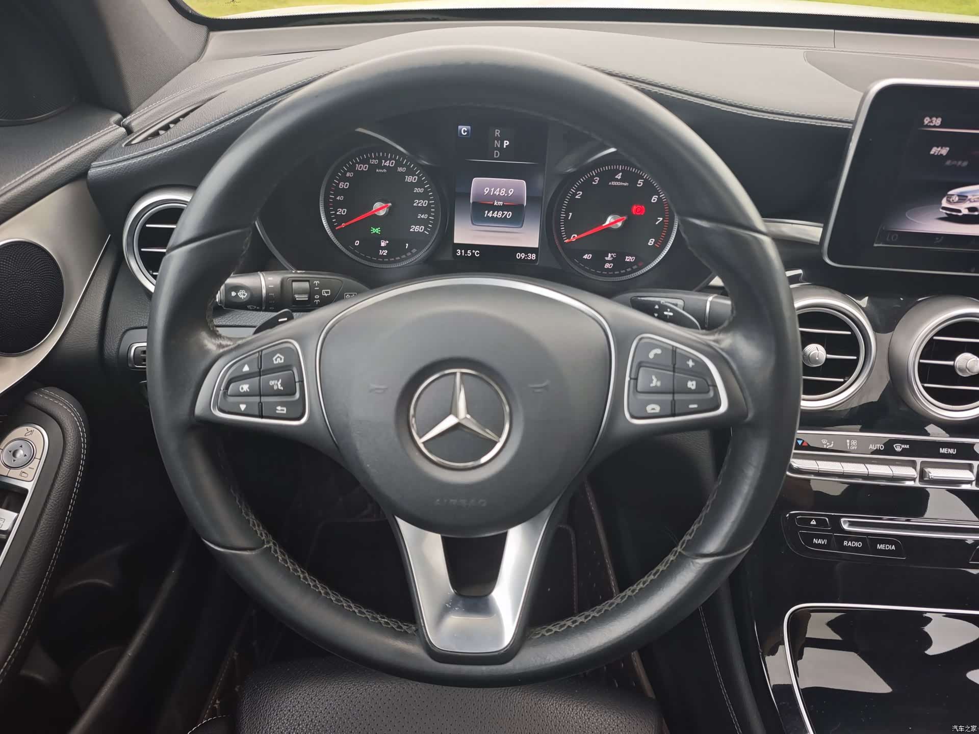 Mercedes-Benz GLC, 2017 16