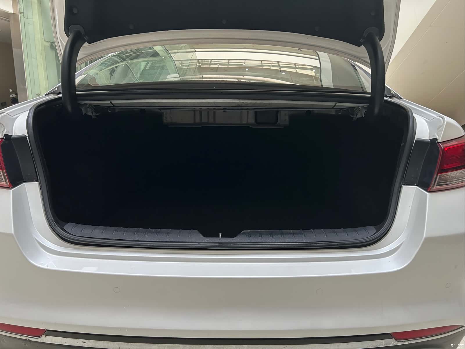 Kia K5, 2018 18