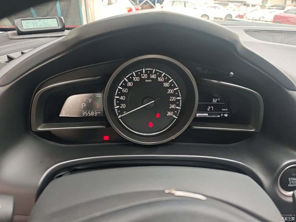 Mazda Mazda3, 2018 12