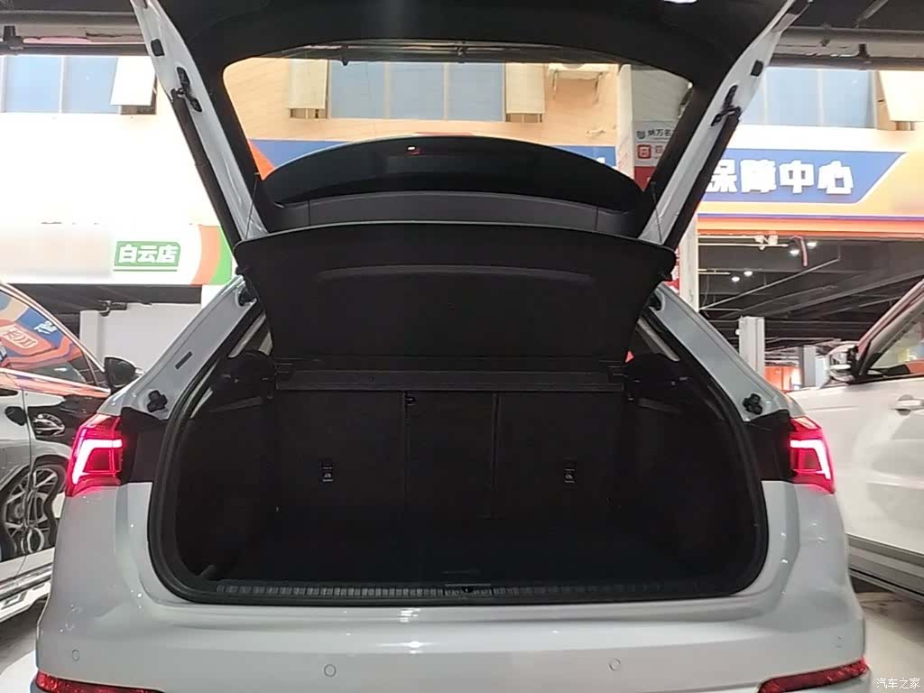 Audi Q3, 2019 19