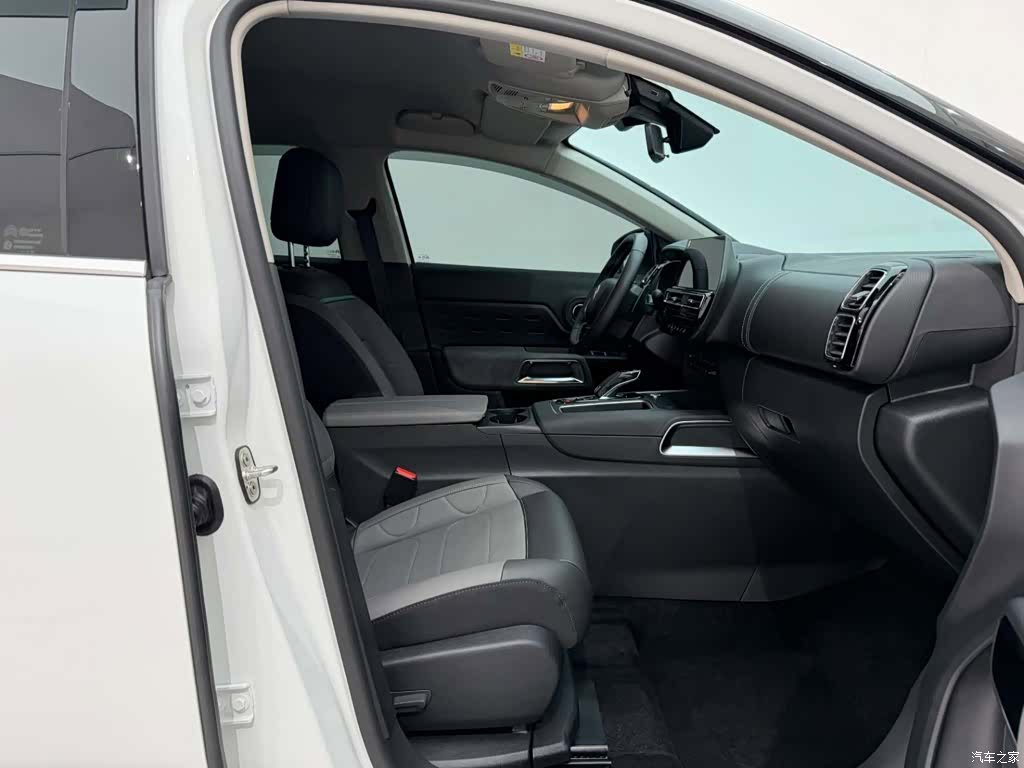 Citroen C5 Aircross, 2024 19