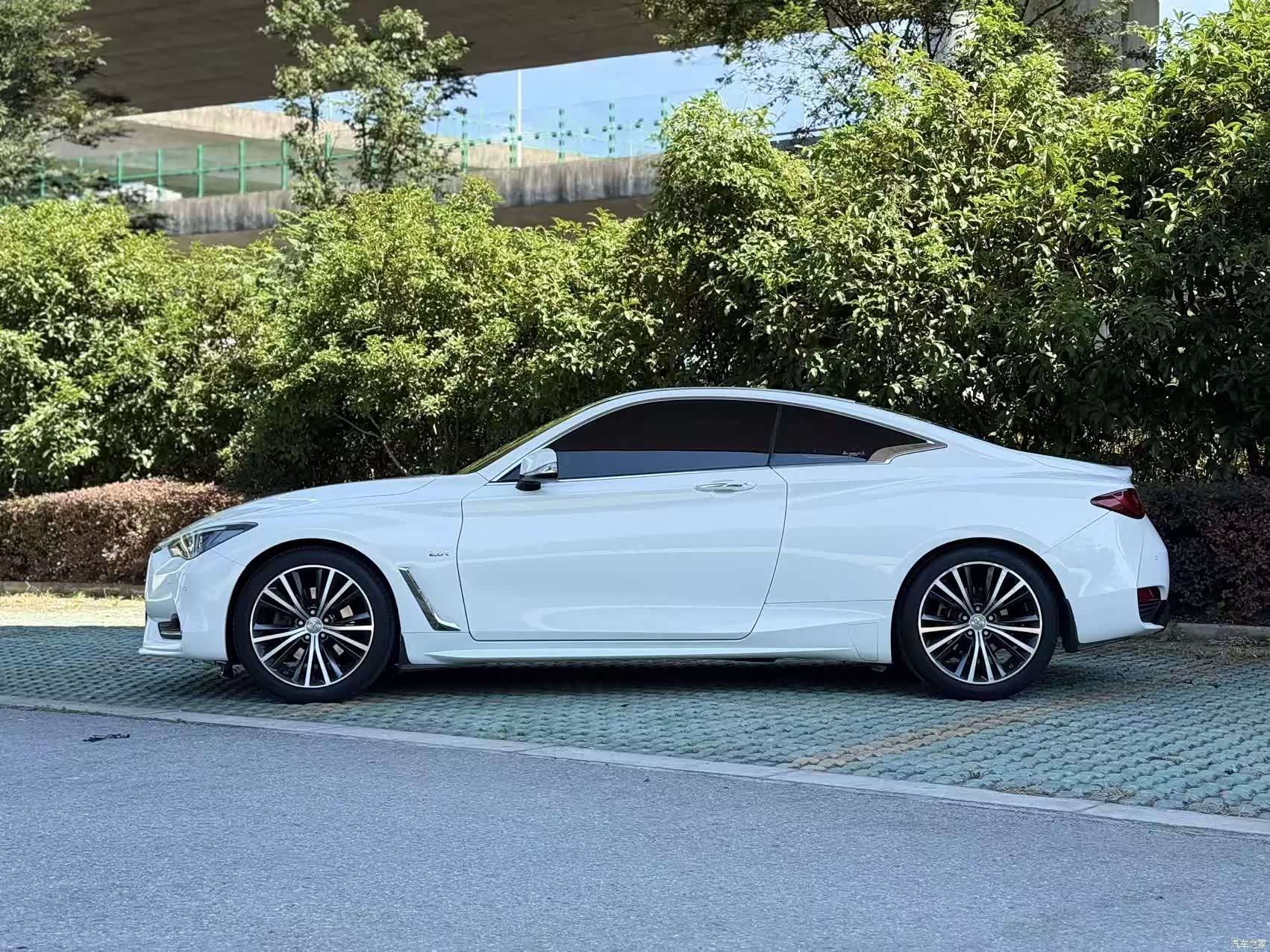 Infiniti Q60, 2018 4