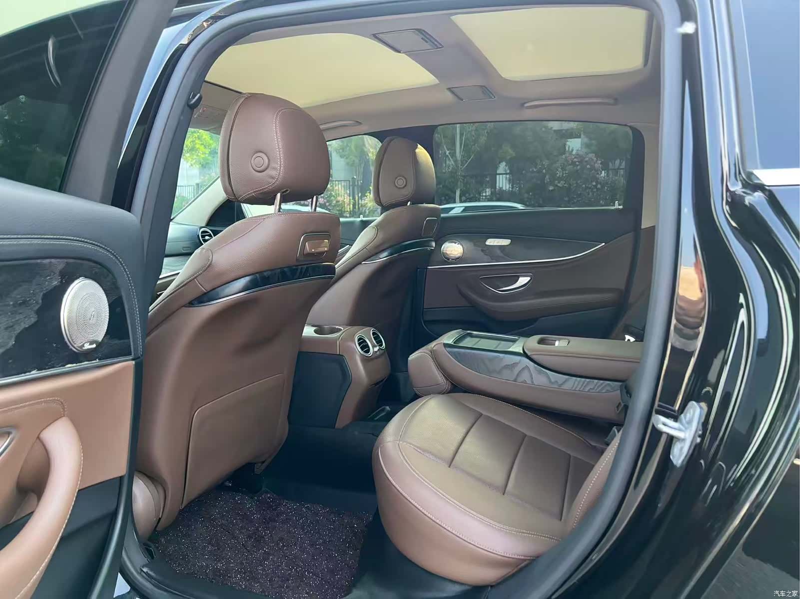 Mercedes-Benz E-Class, 2018 6