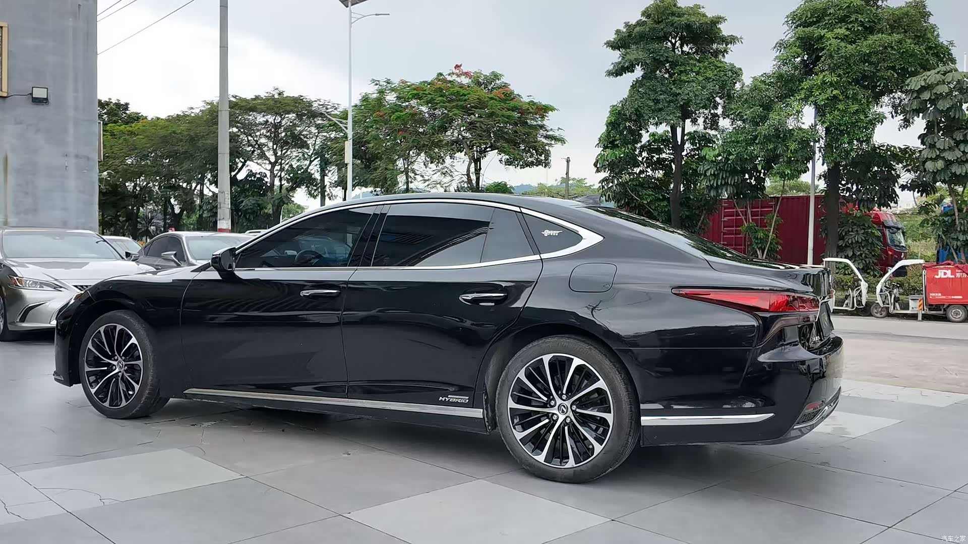 Lexus LS, 2021 12