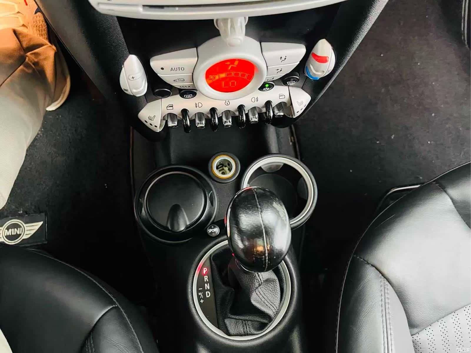 Mini Clubman, 2010 11