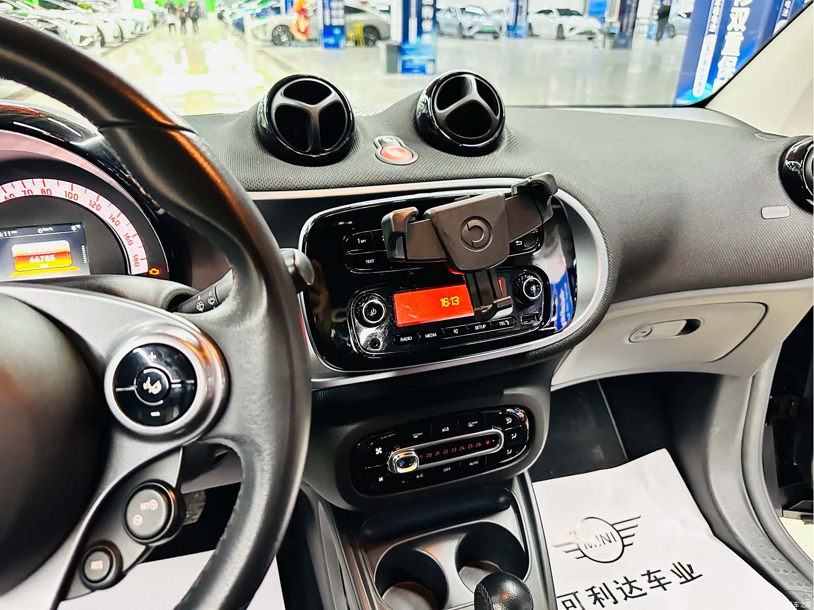 Smart Fortwo, 2018 36