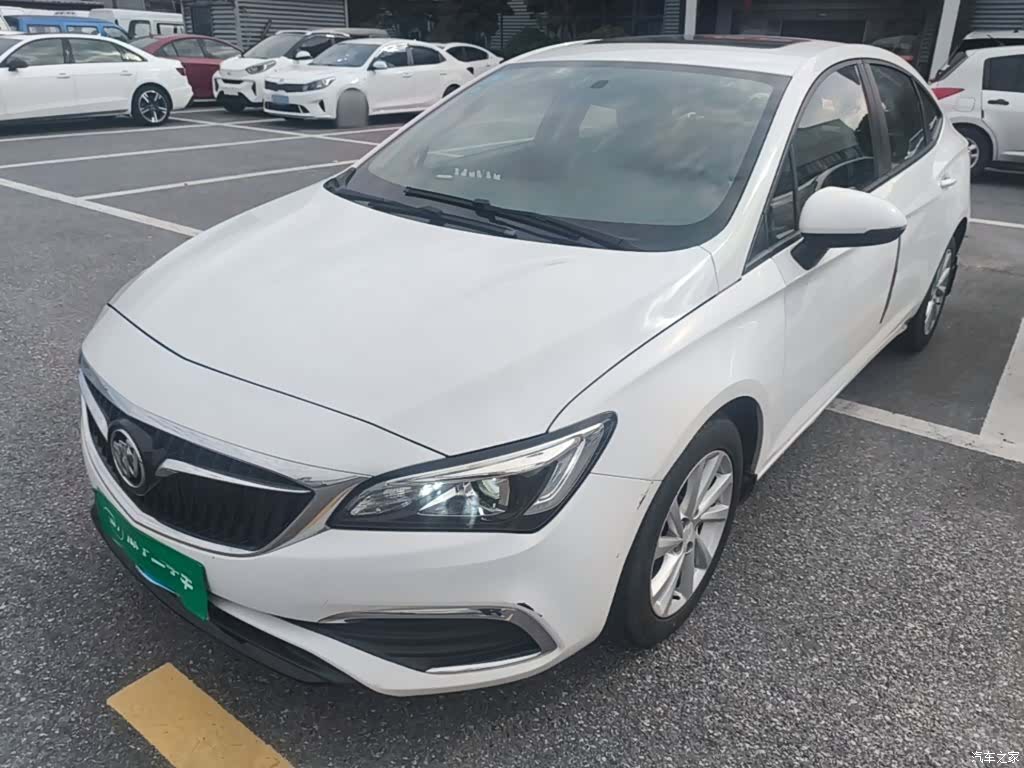 Buick Verano, 2018 1
