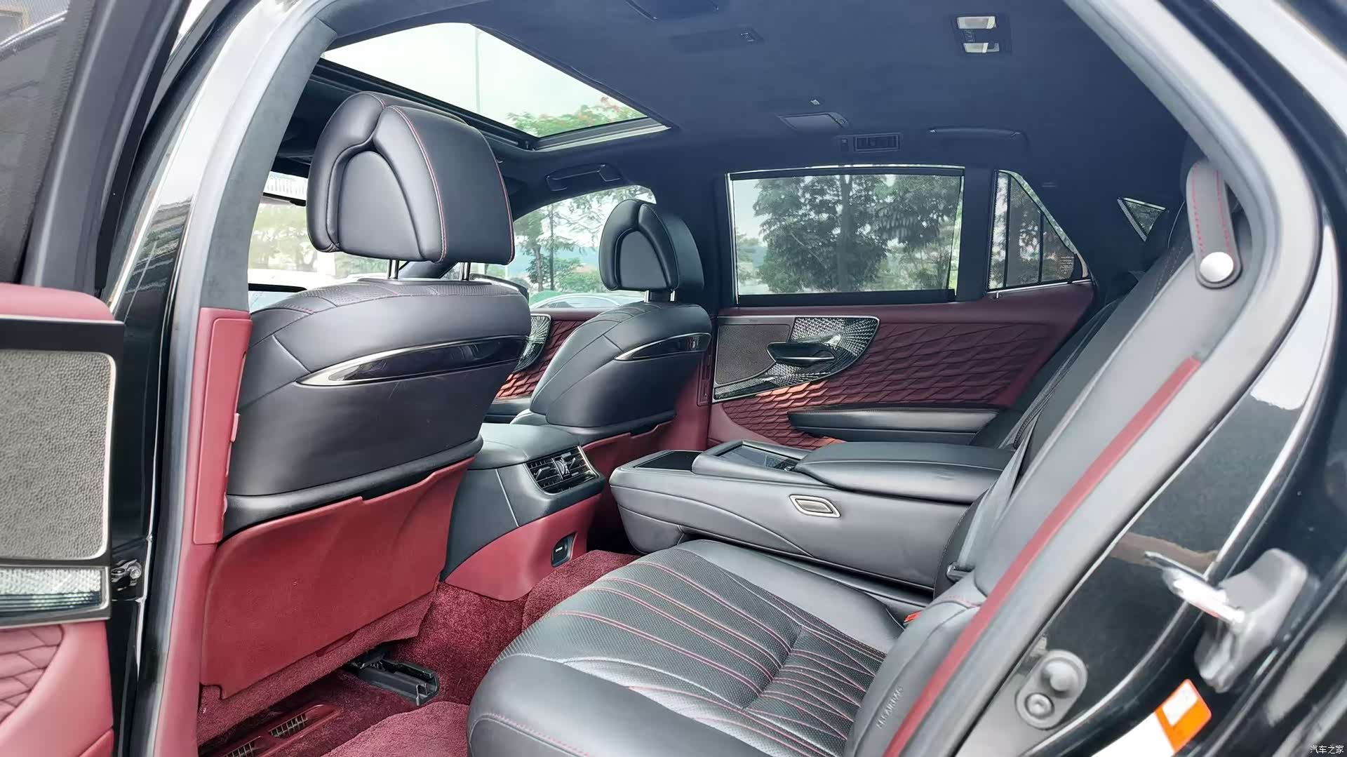 Lexus LS, 2021 7