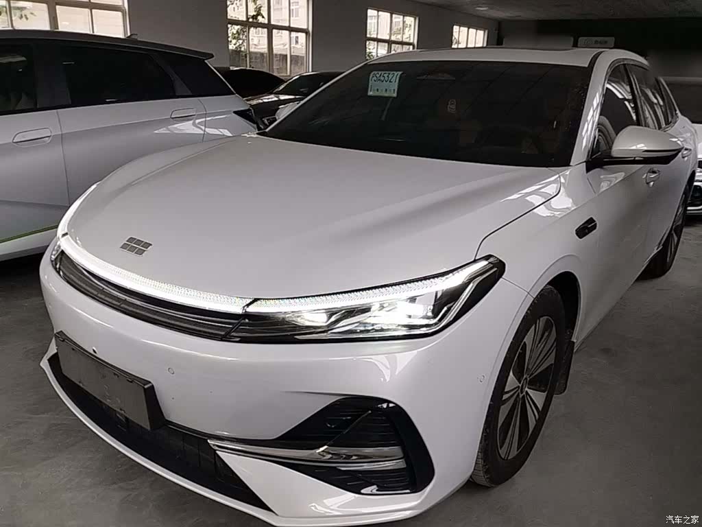 Geely A7, 2025 1