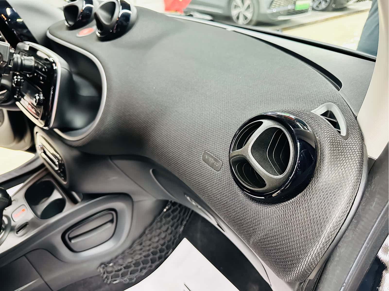 Smart Fortwo, 2018 24