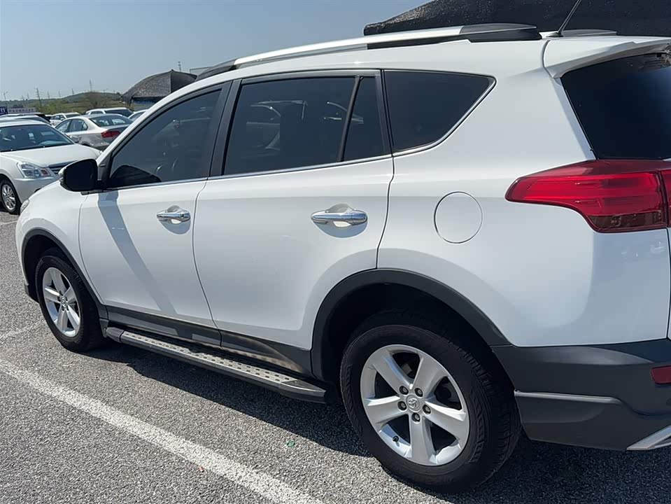 Toyota RAV4 Rongfang
