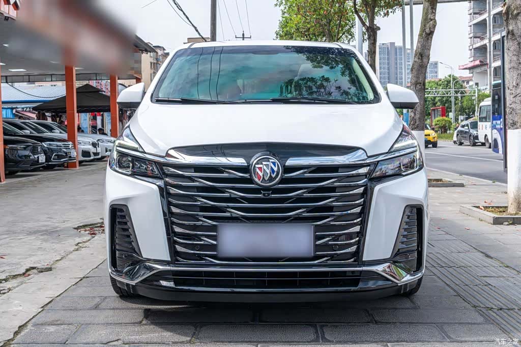 Buick GL8, 2023 9