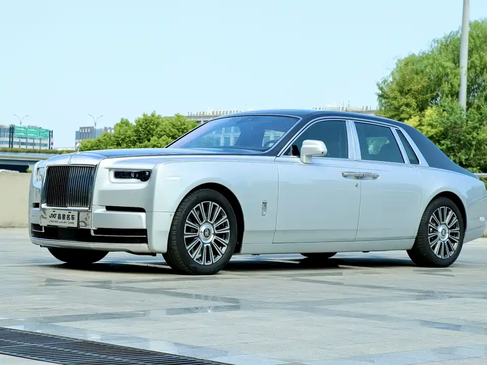 Rolls-Royce Phantom