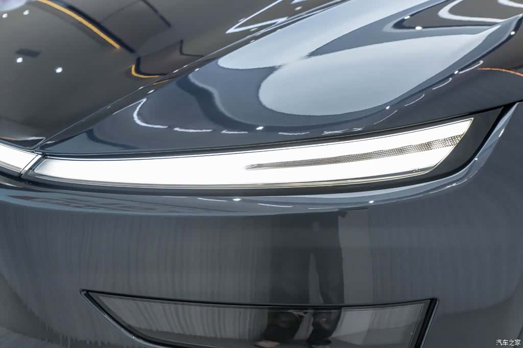 Tesla Model Y, 2026 6