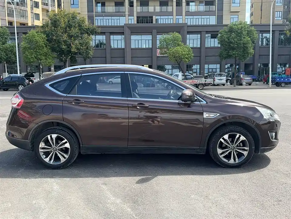 Luxgen Excellent 6 SUV