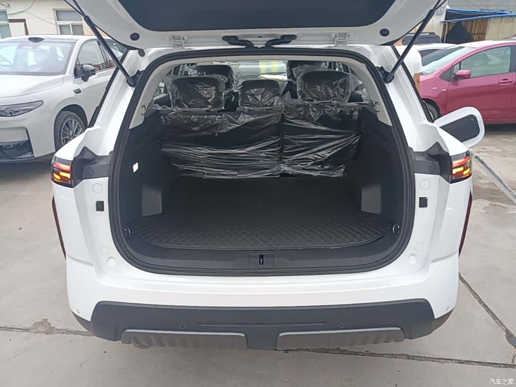Chery Tiggo 7, 2026 19