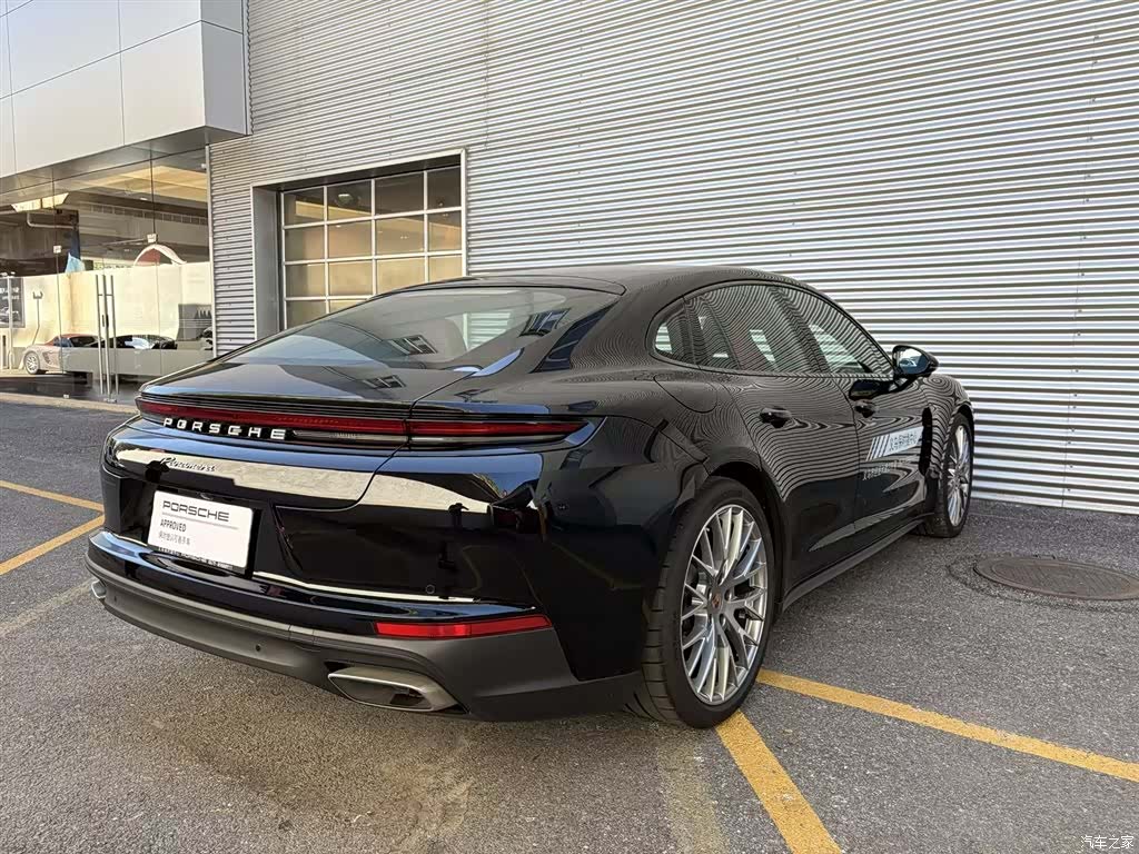 Porsche Panamera, 2025 все фото