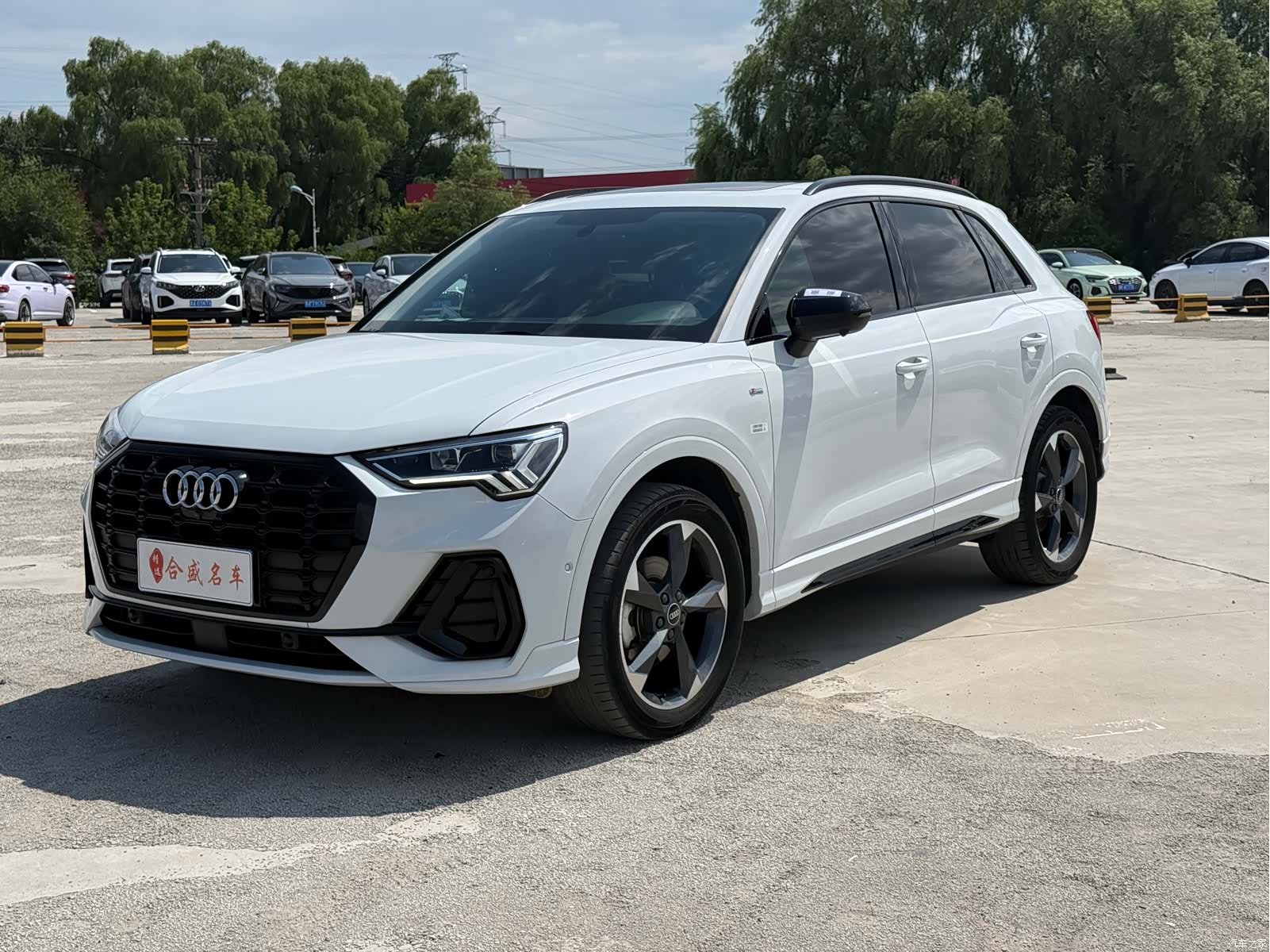 Audi Q3, 2022 1