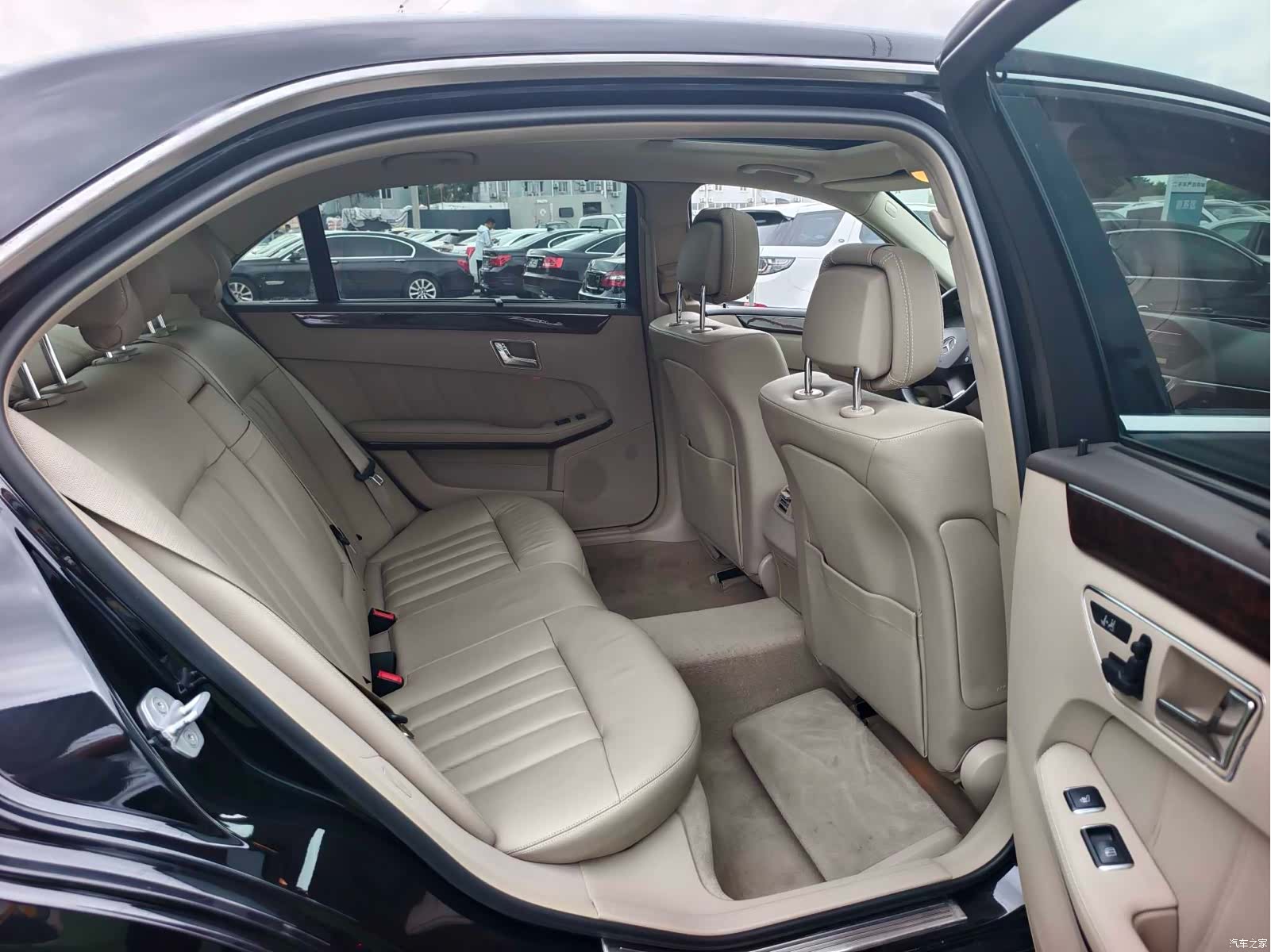 Mercedes-Benz E-Class, 2011 15