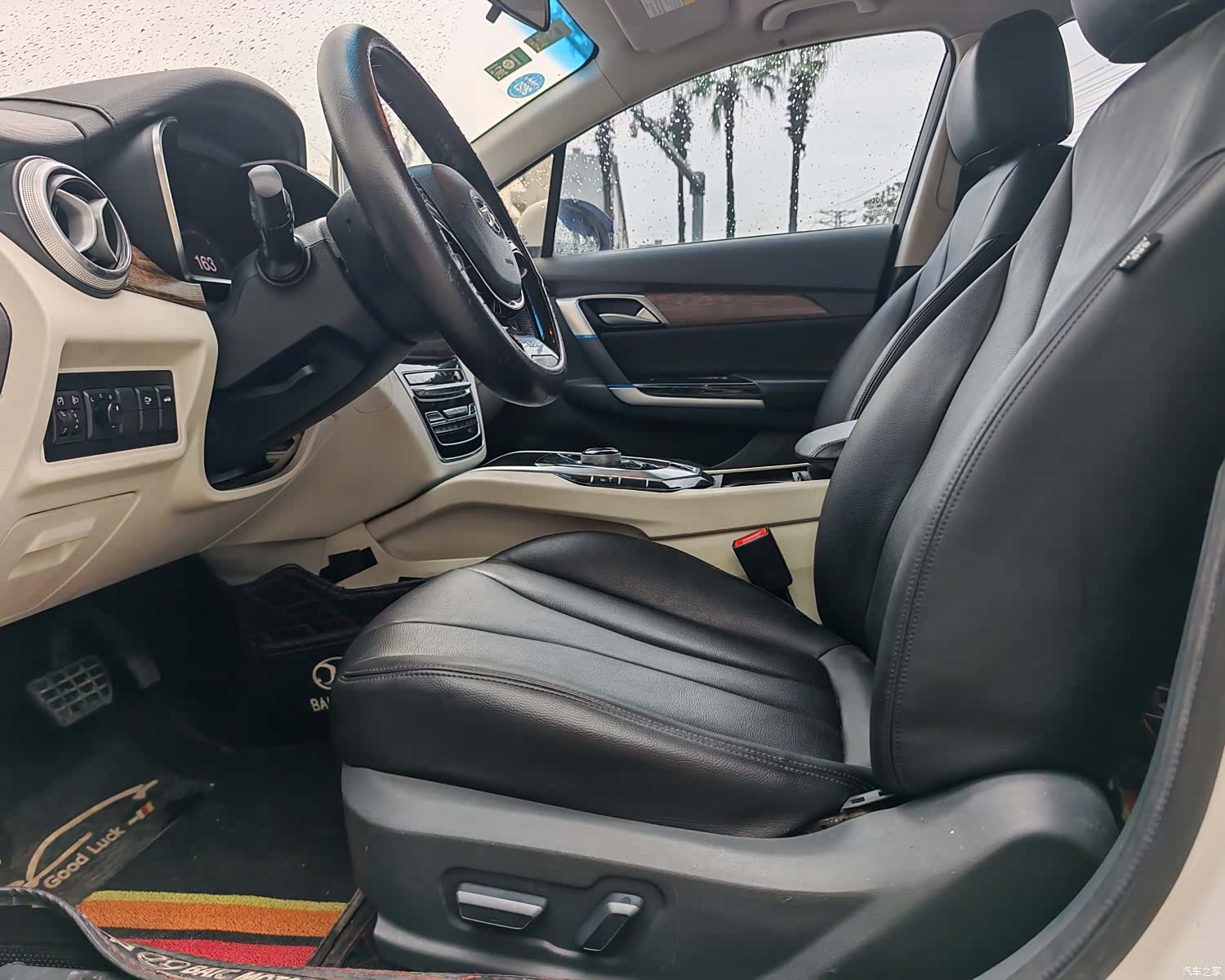BAIC EU5, 2019 4