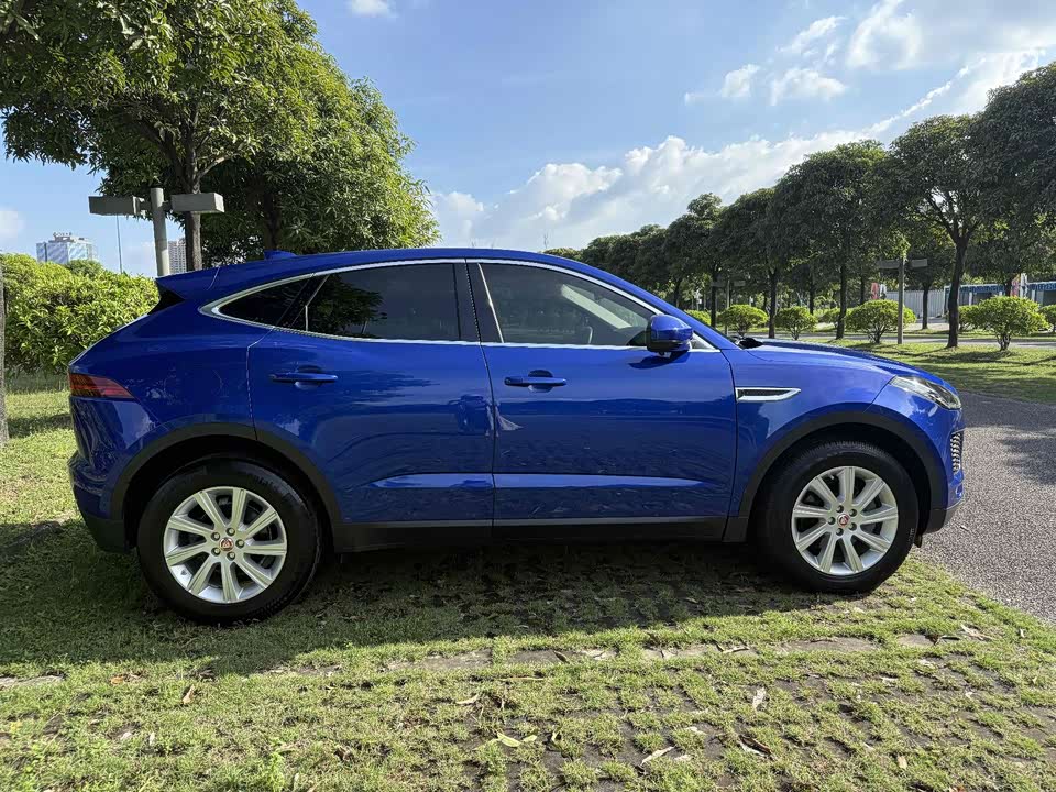 Jaguar E-PACE