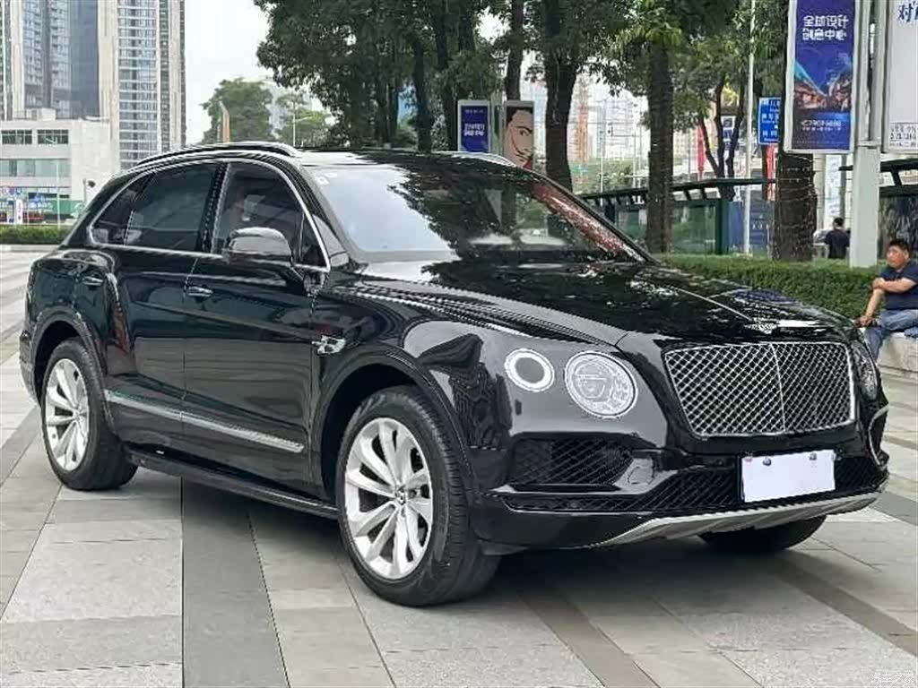 Bentley Bentayga, 2018 3