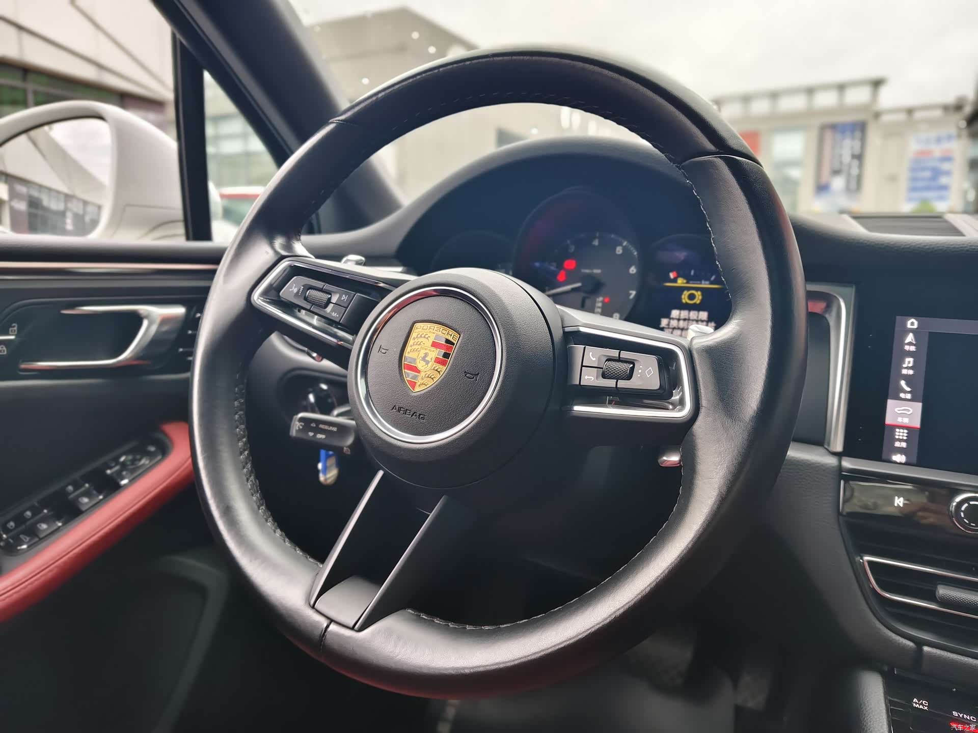 Porsche Macan, 2023 13