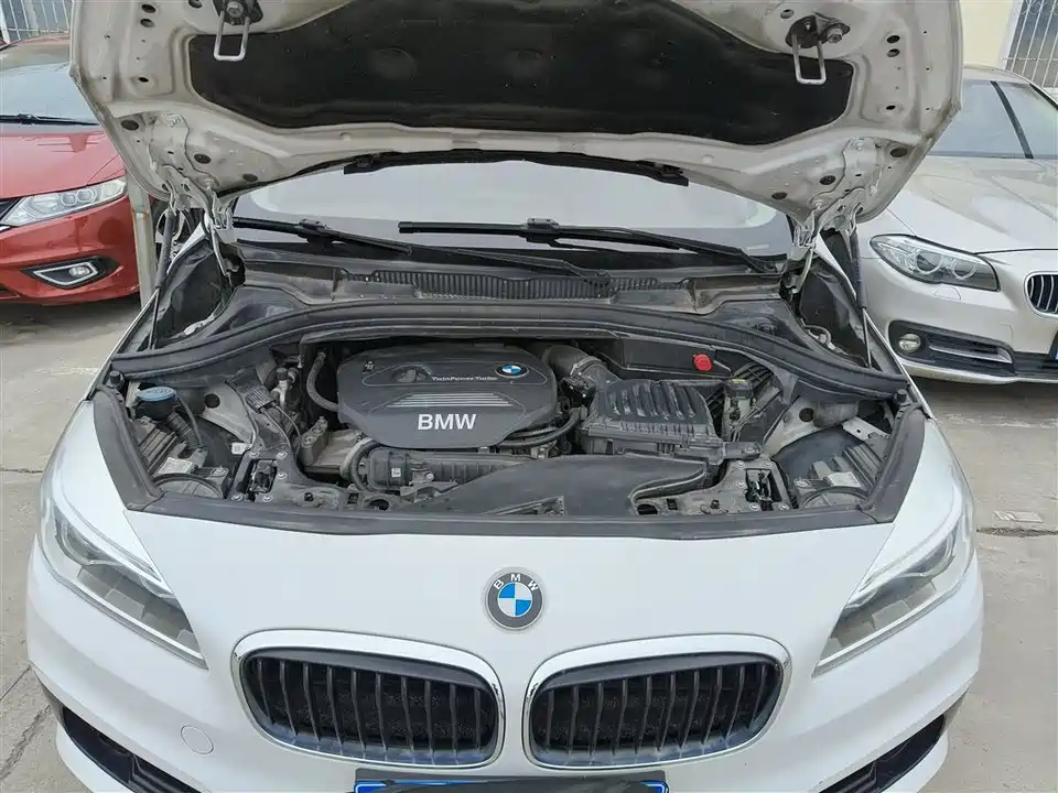 BMW 2 series station wagon