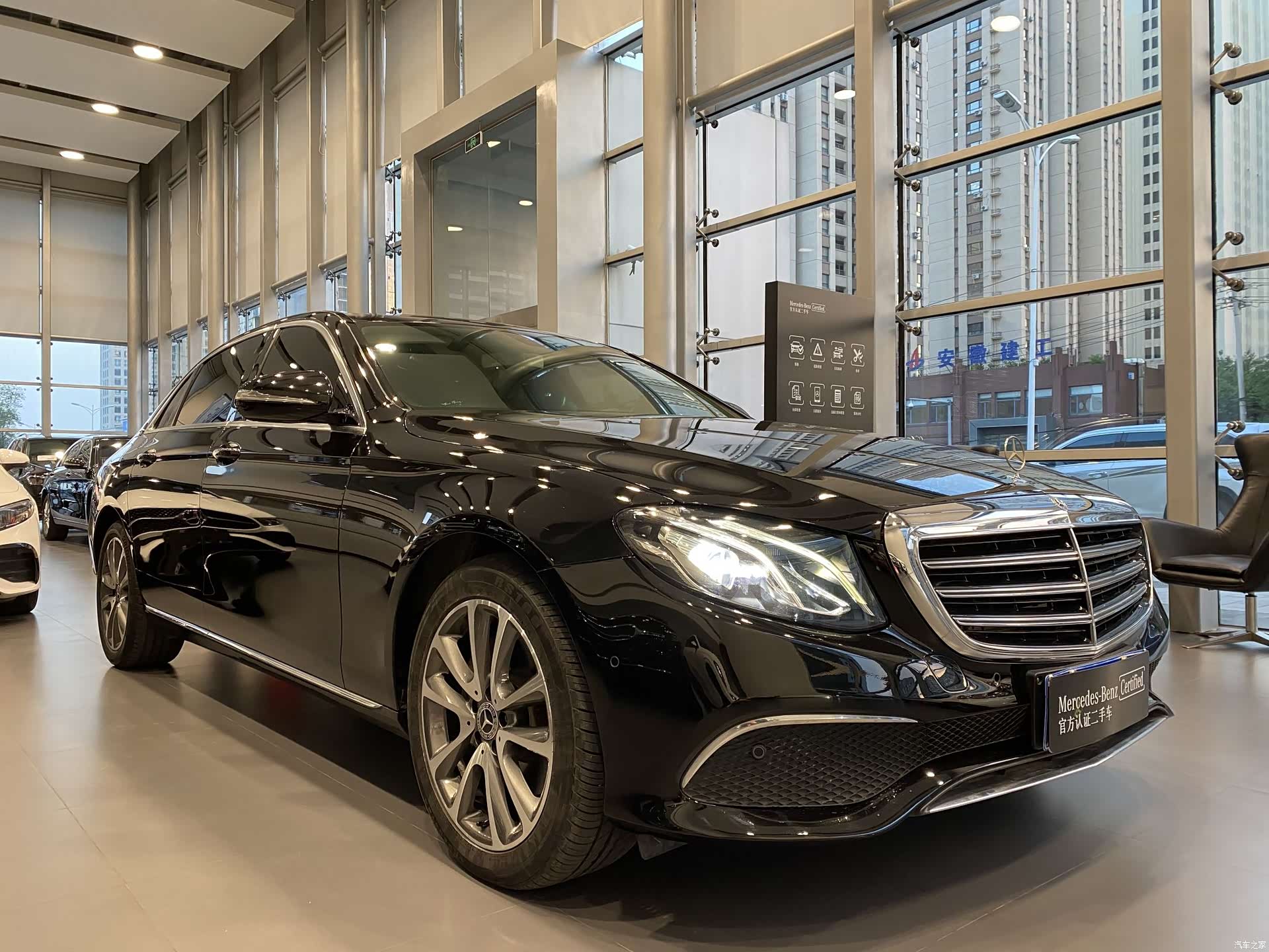 Mercedes-Benz E-Class, 2018 3