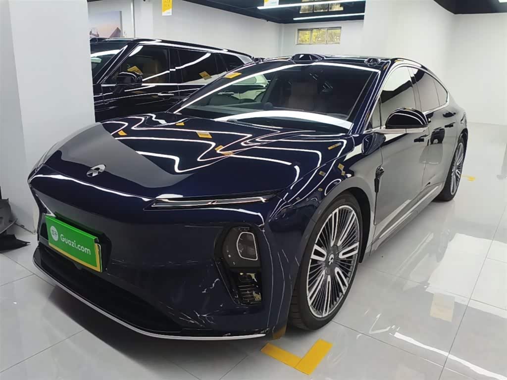 NIO ET9