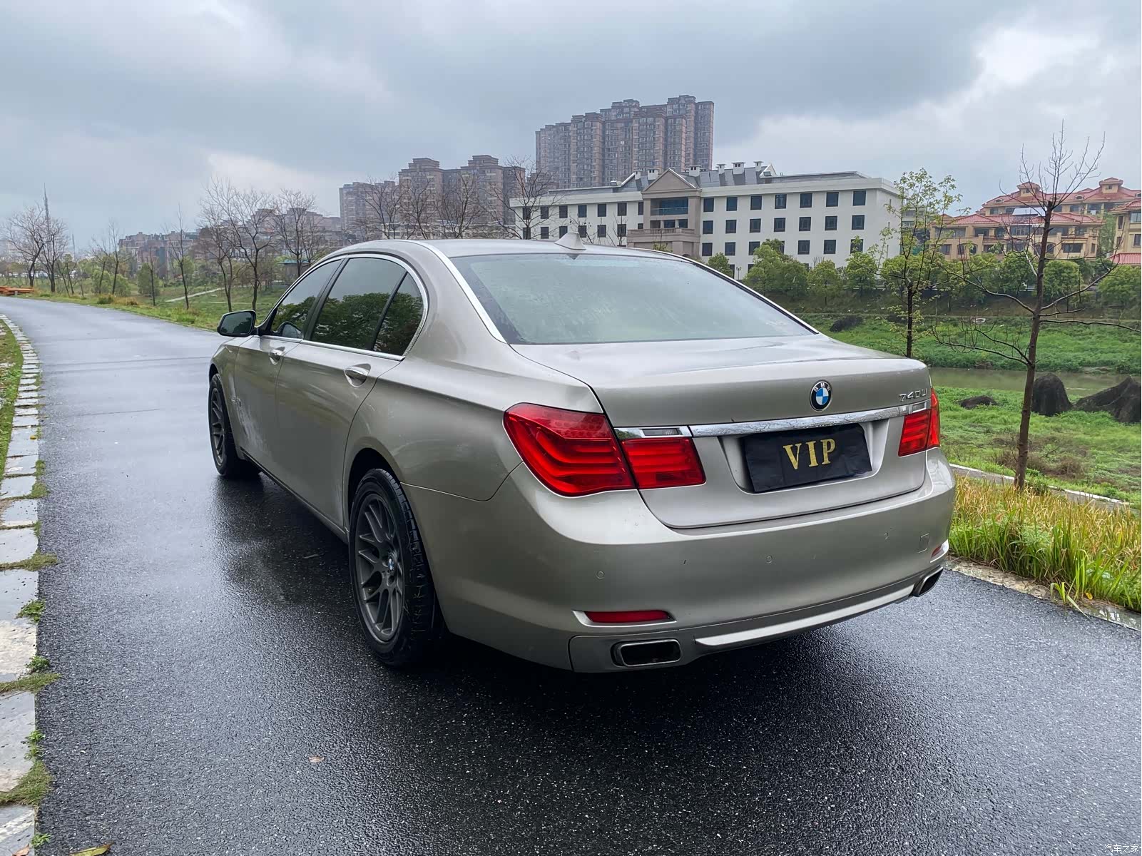 BMW 7 Series, 2011 6