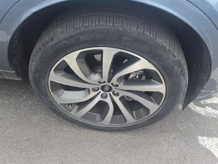 Land Rover Discover sports