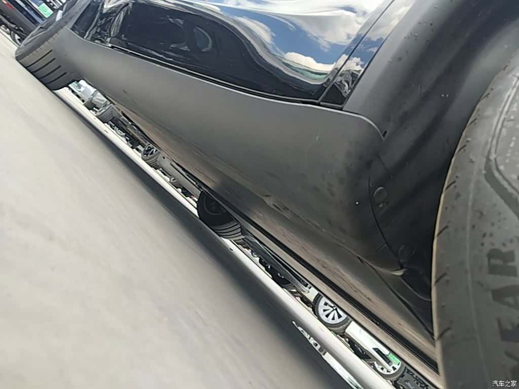 Tesla Model Y, 2025 21