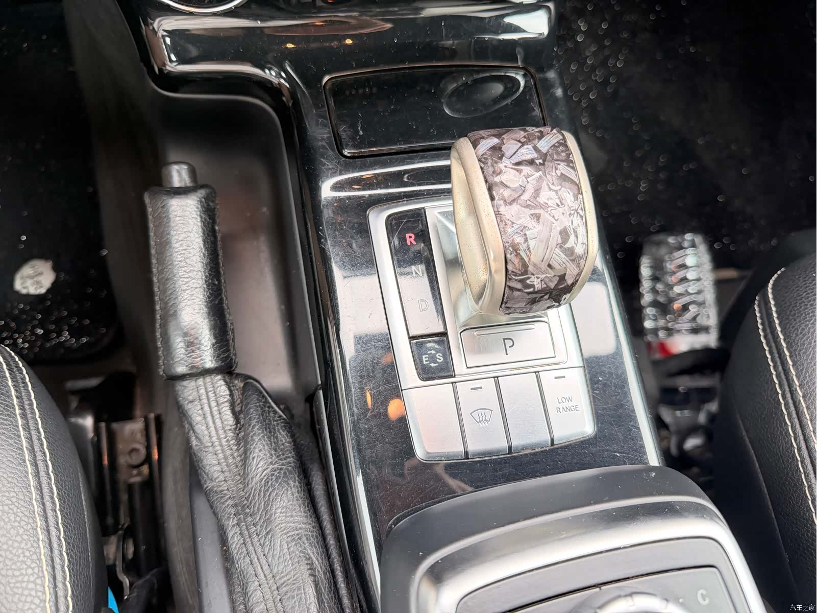 Mercedes-Benz G-Class, 2015 14