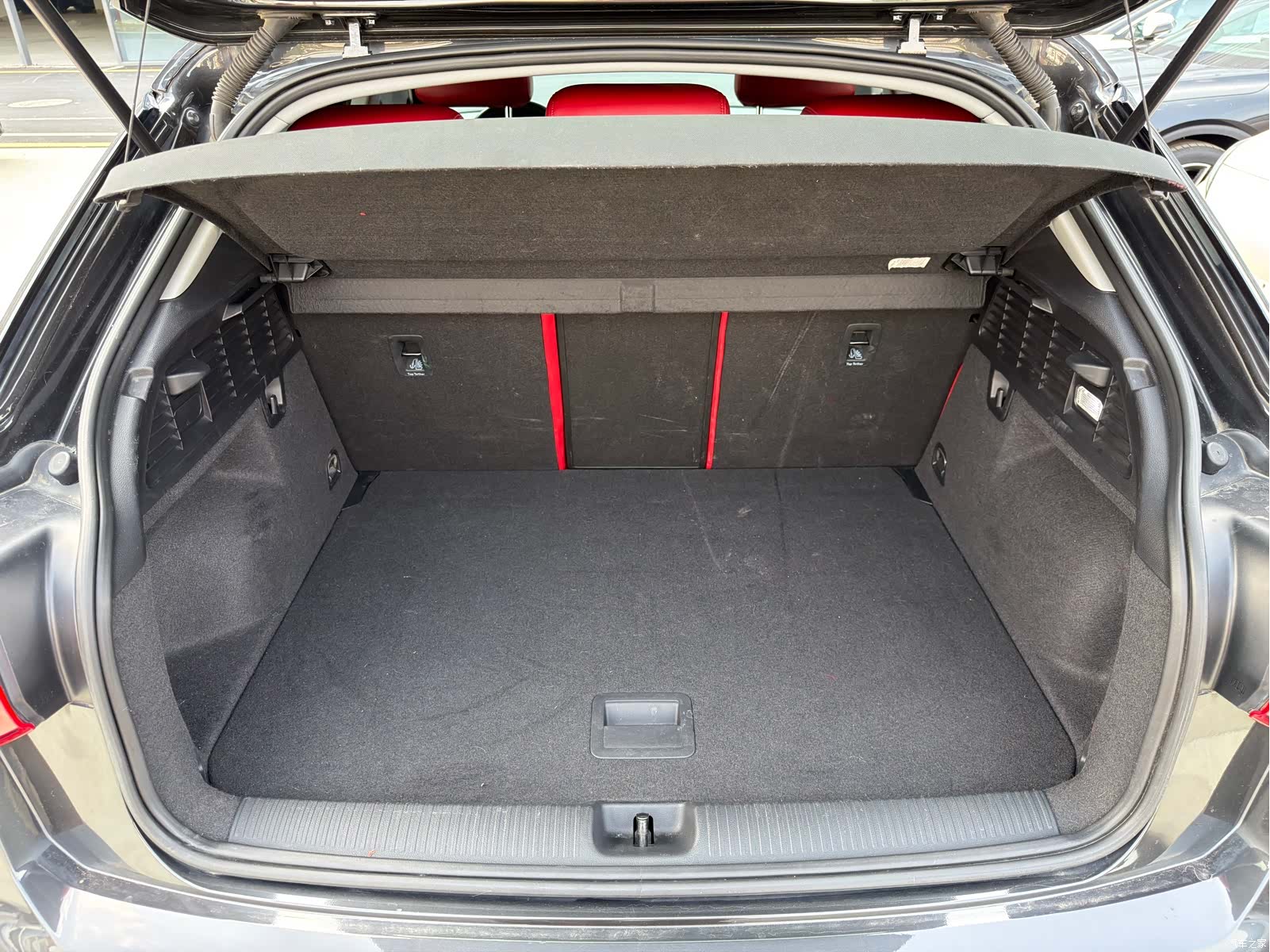 Audi Q2L, 2021 15