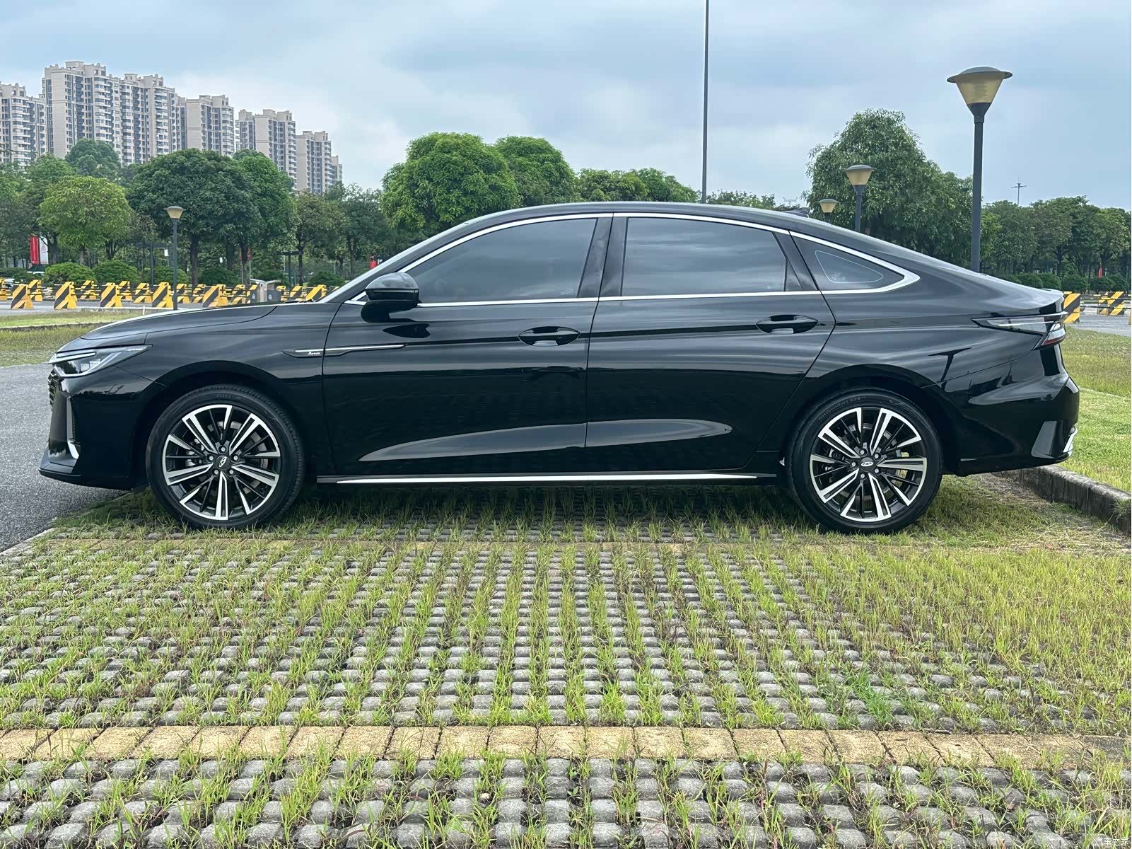 Chery Arrizo 8, 2024 8