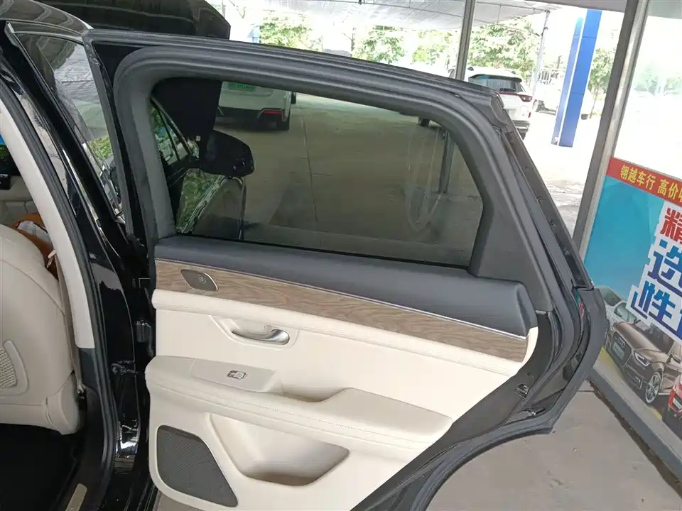 HarmonyOS Ask the world M5