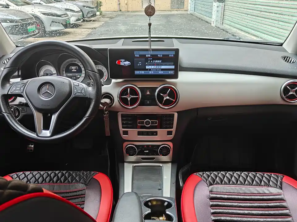 Mercedes-Benz GLK class