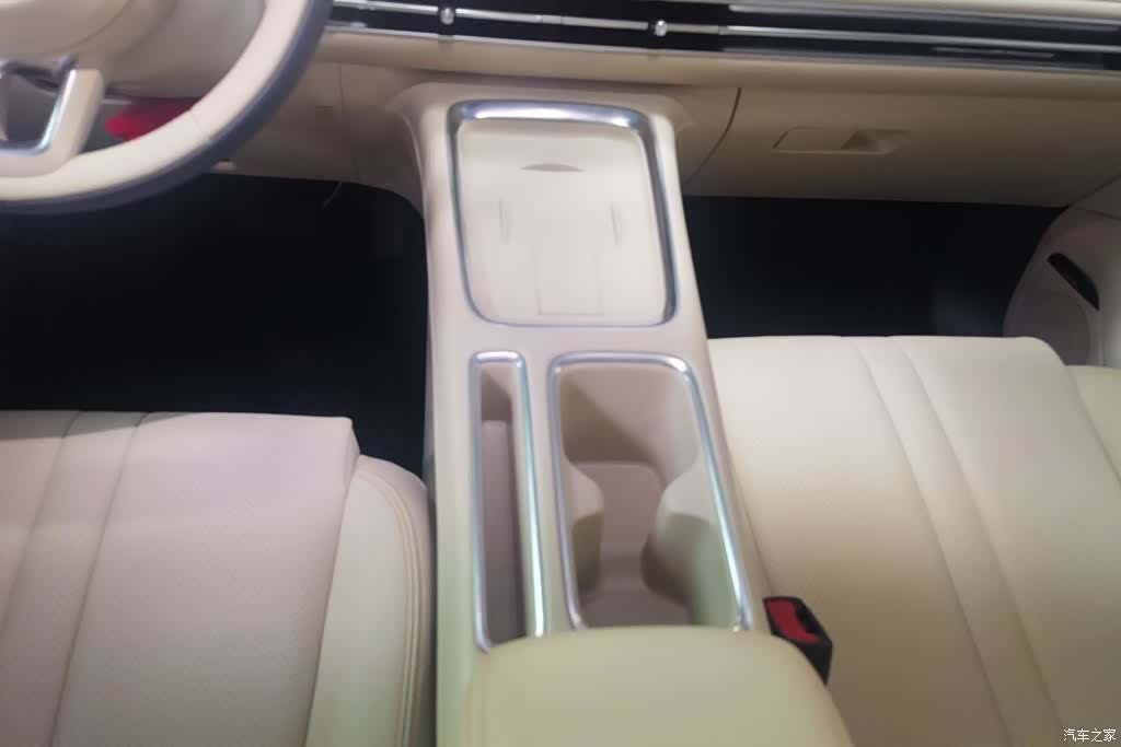 Wuling S, 2025 16