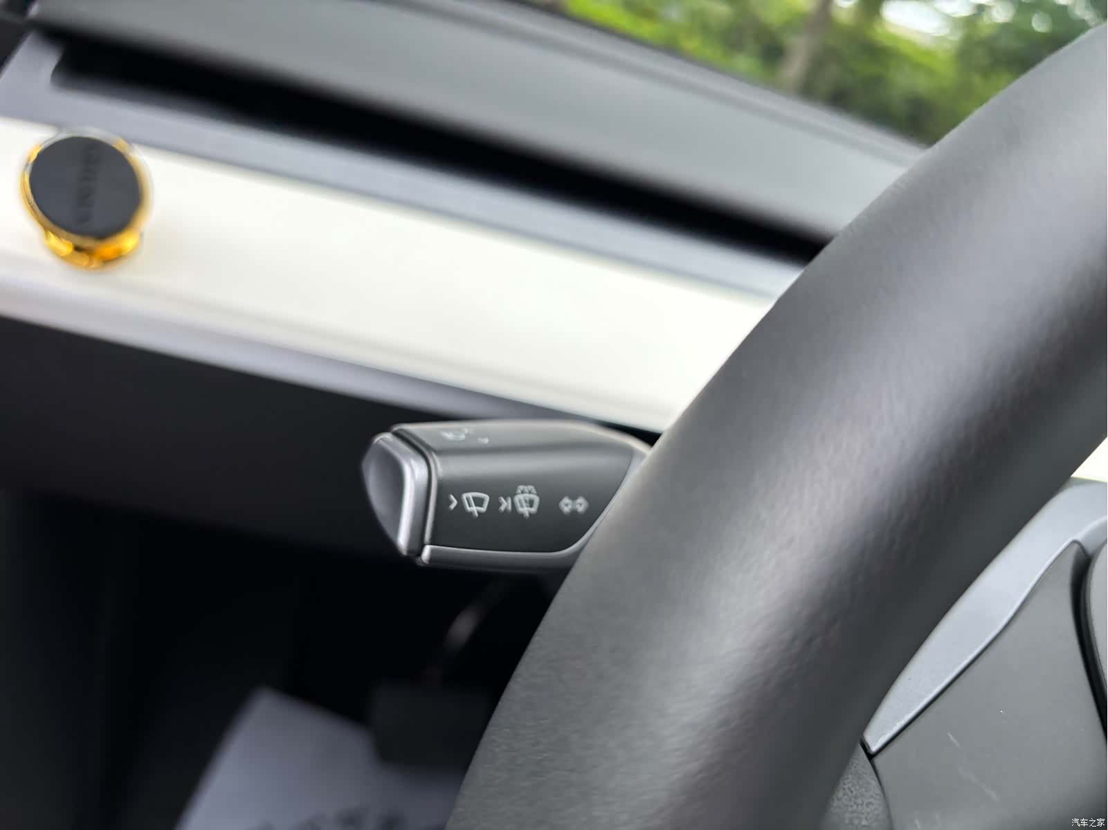 Tesla Model Y, 2023 12