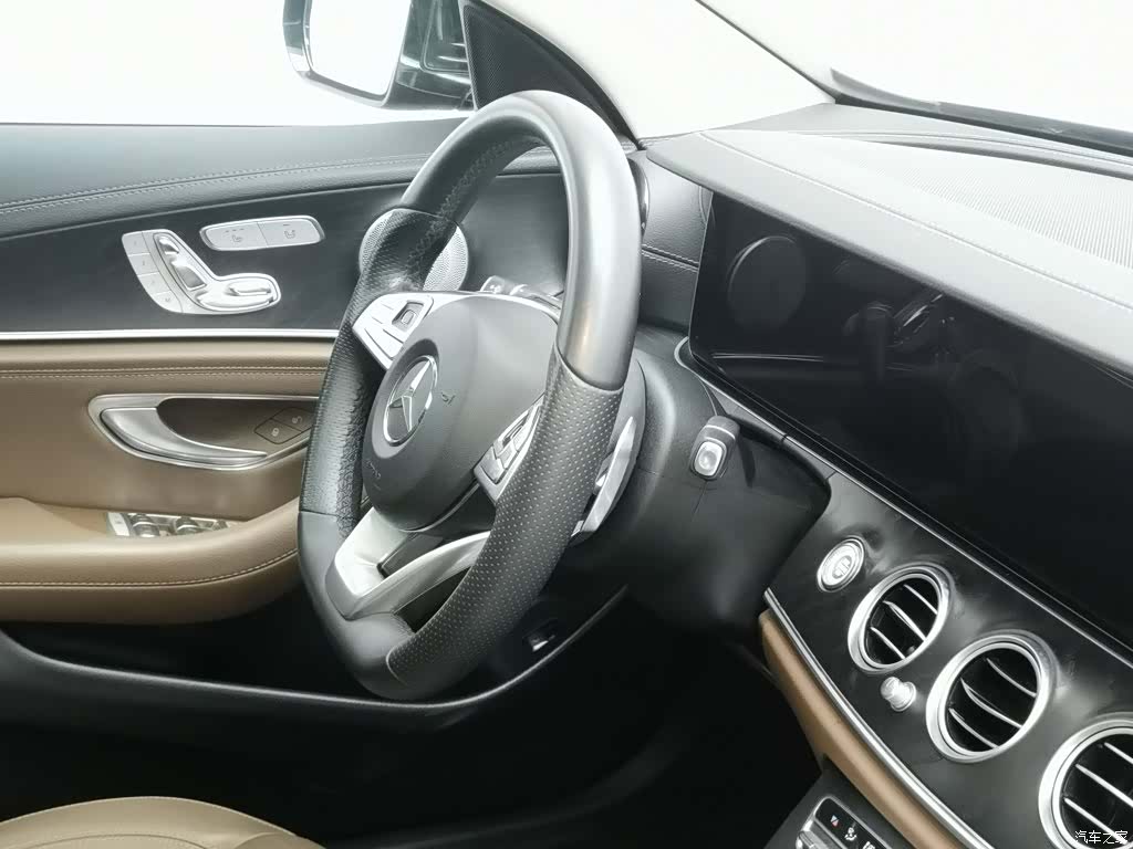 Mercedes-Benz E-Class, 2018 22