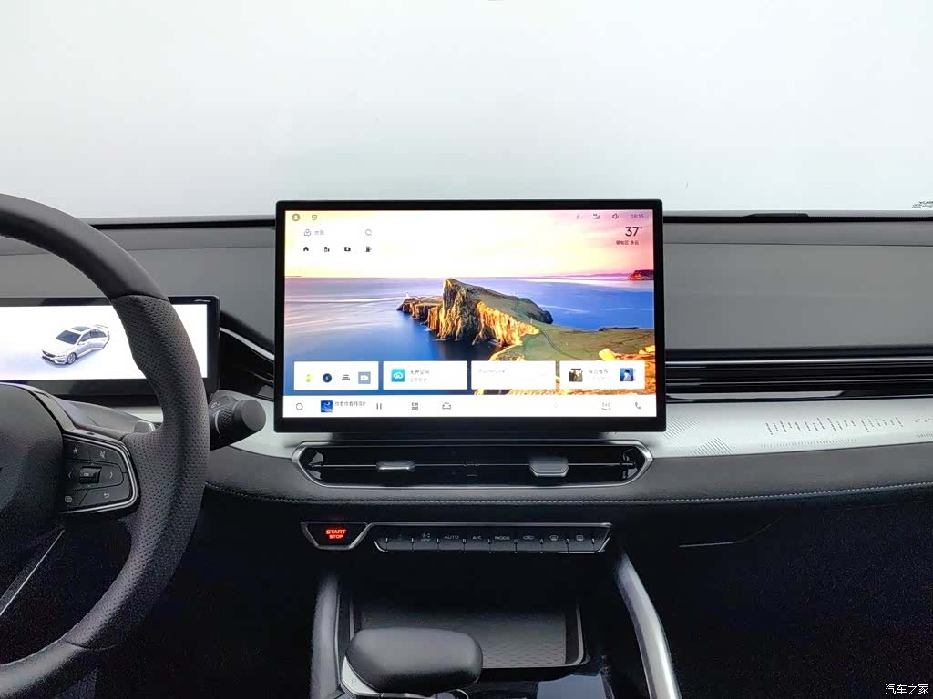Geely Preface, 2025 12