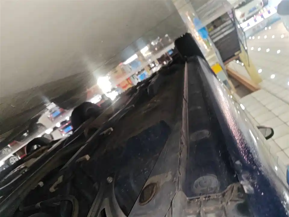 Toyota YARiS L to enjoy