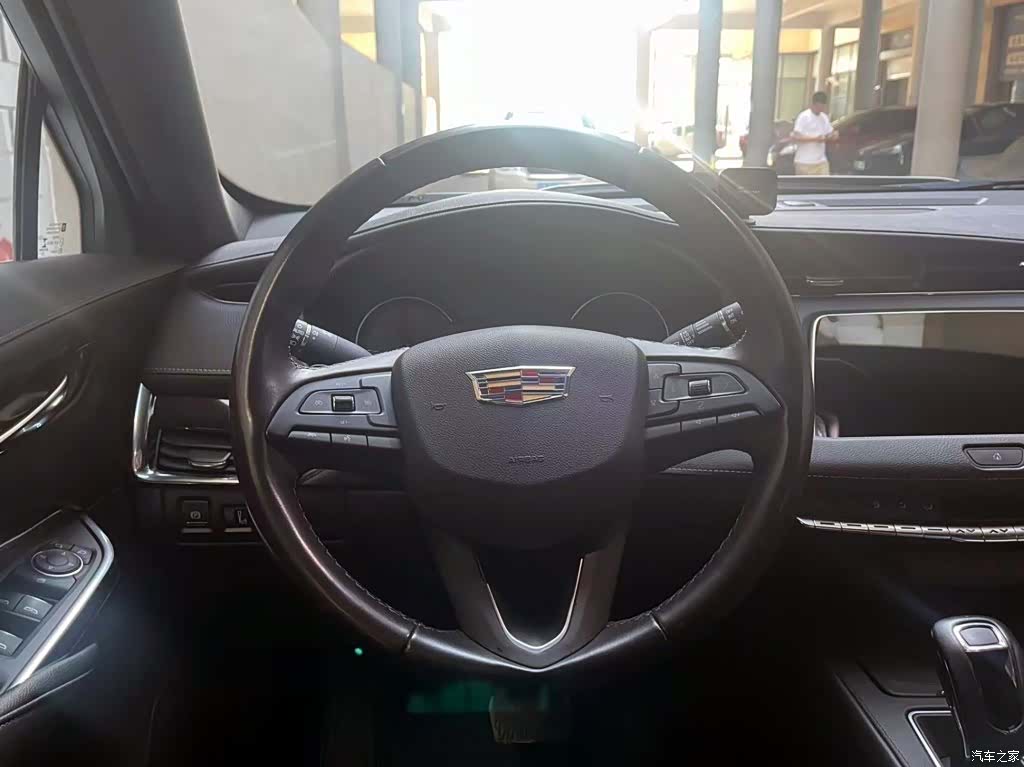 Cadillac XT4, 2019 13