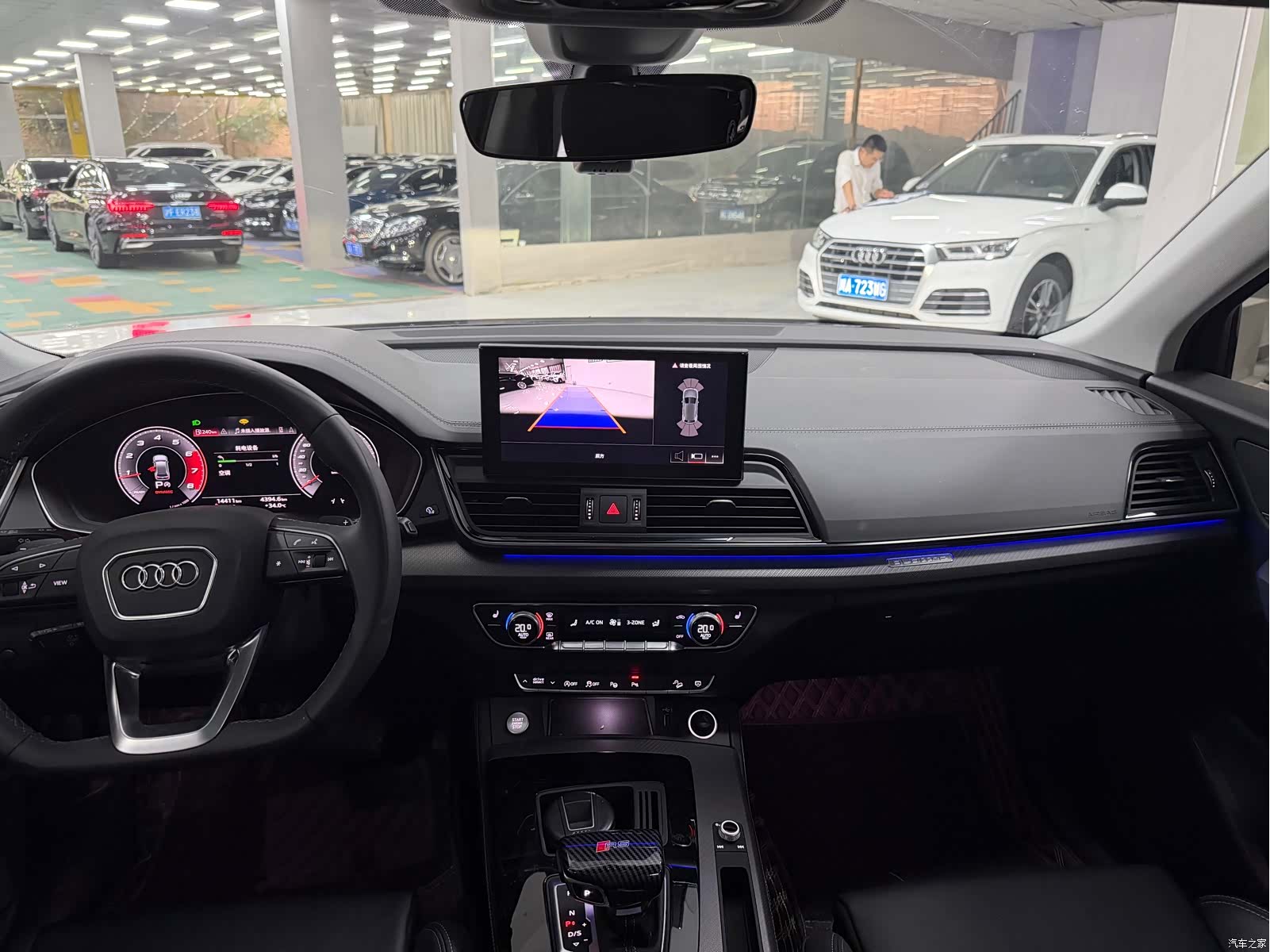 Audi Q5L, 2022 все фото