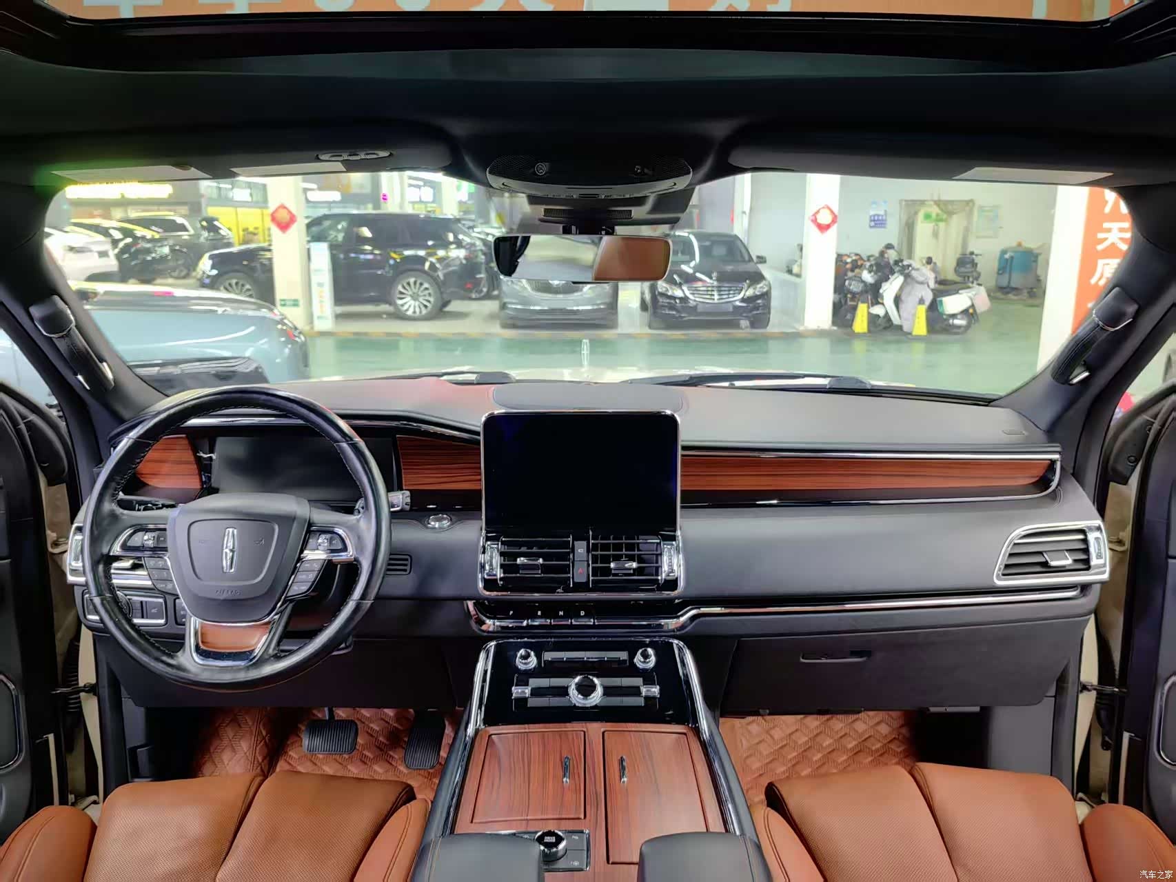 Lincoln Navigator, 2019 4