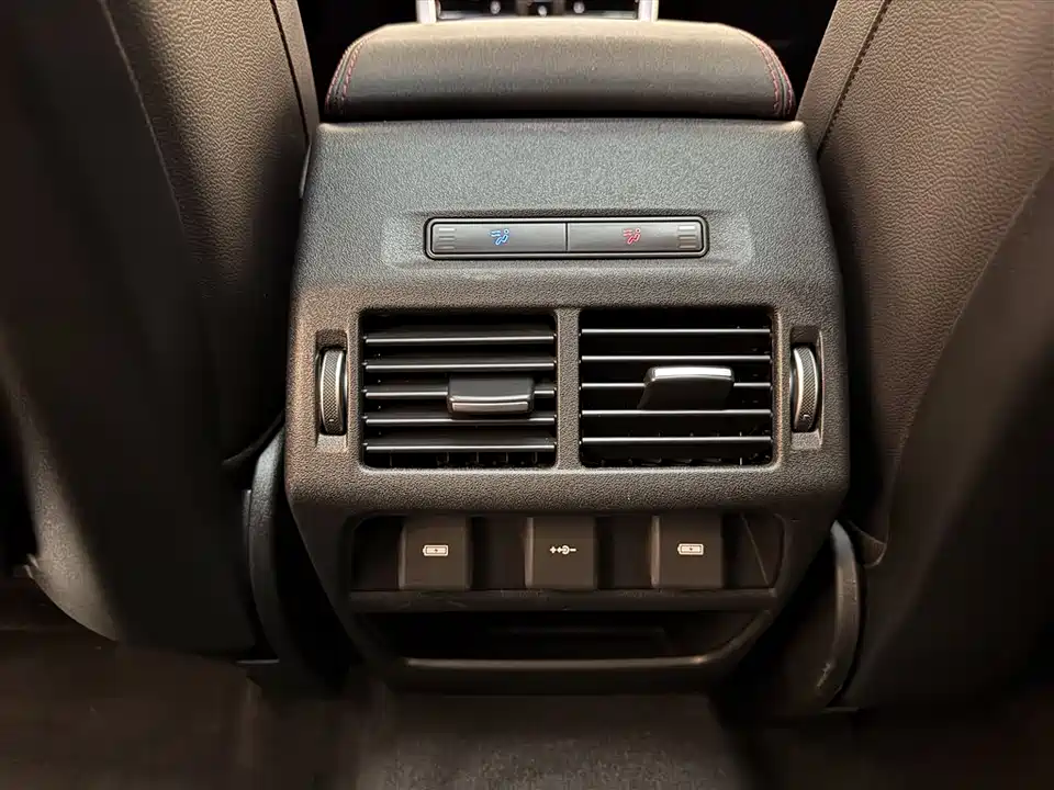 Land Rover Discover sports